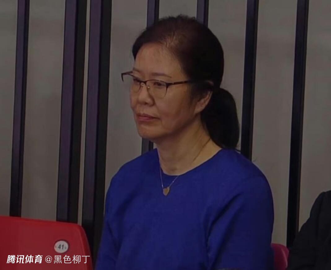 喝醉的小姐姐