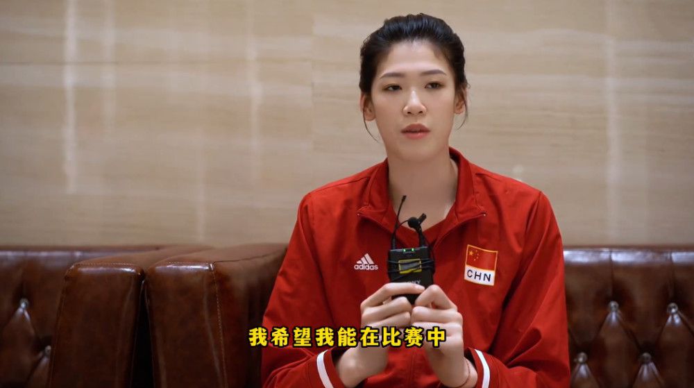 美女让我看乳